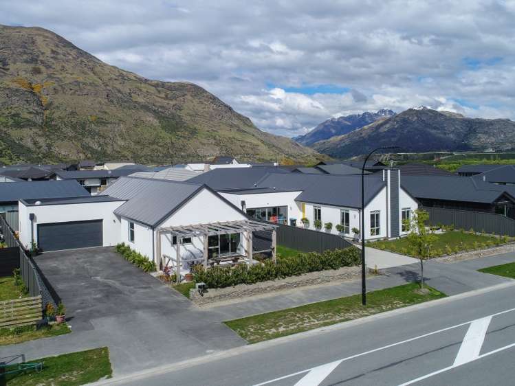 10 Jones Avenue Lower Shotover_17