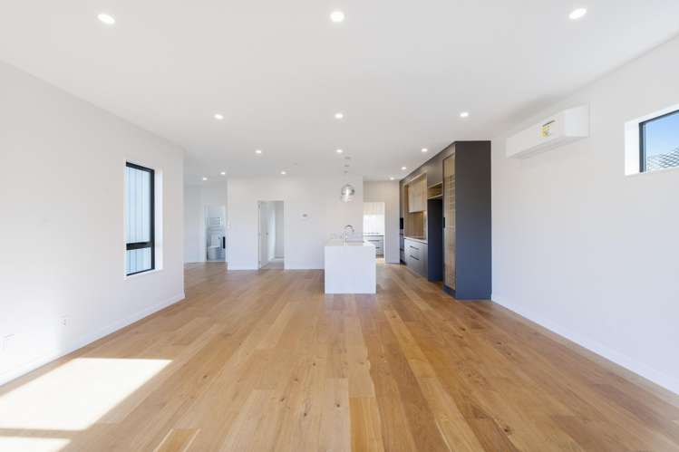 608a Beach Road Rothesay Bay_6