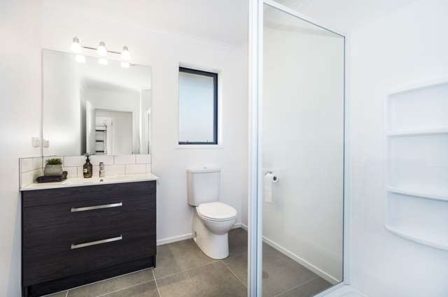 7 Piwaiwaka Lane Ramarama_2