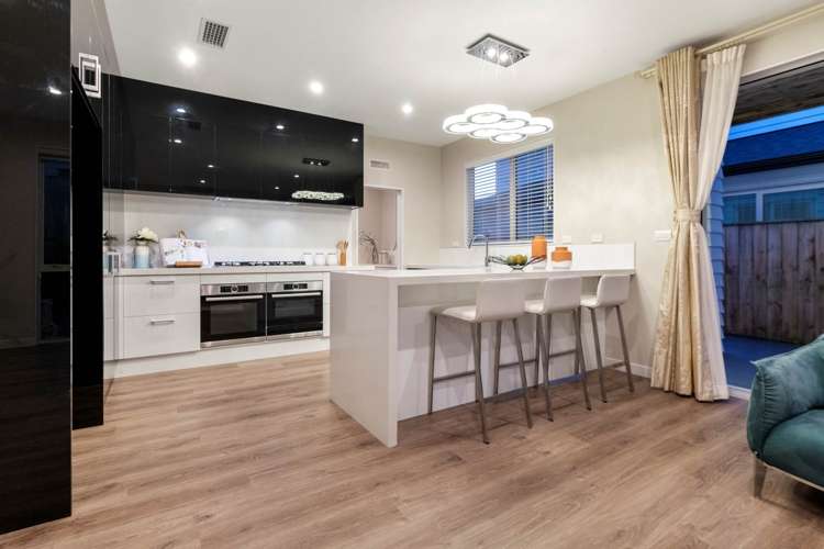 24 Mackay Drive Greenhithe_6