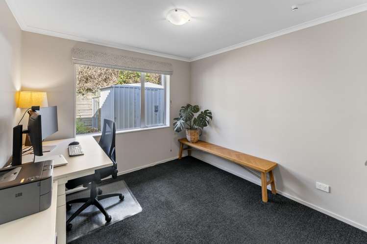 92 Washbourn Drive Richmond_14