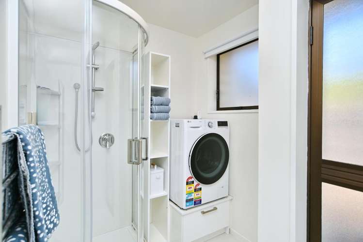 97 Bayswater Crescent Bromley_15