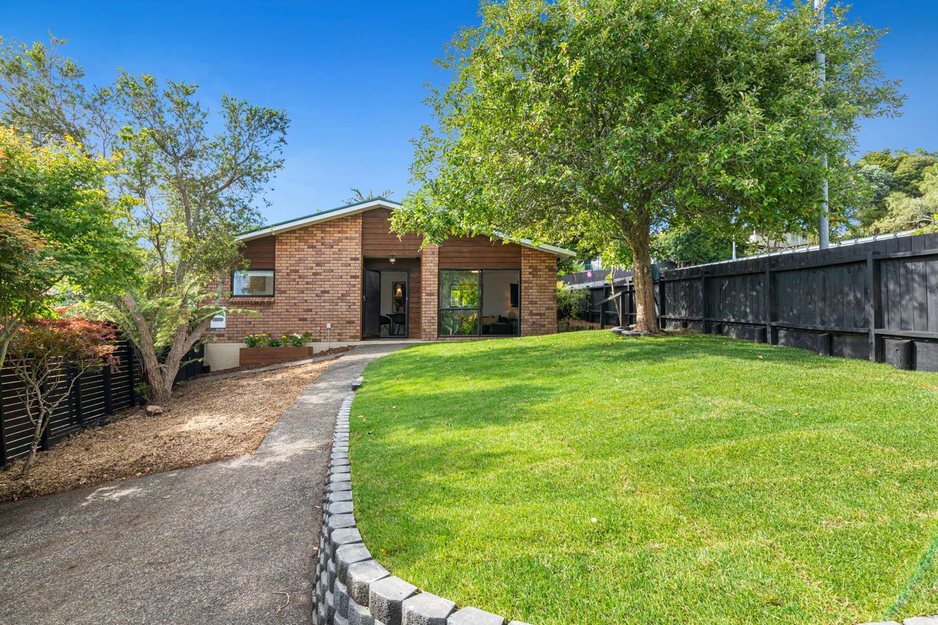 60 Goldfinch Rise Unsworth Heights_0