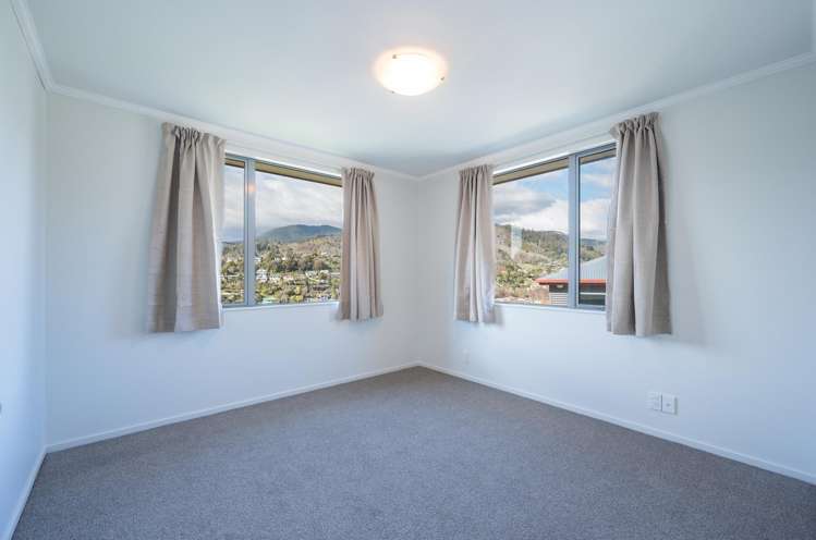 3 Carleton Place Toi Toi_10