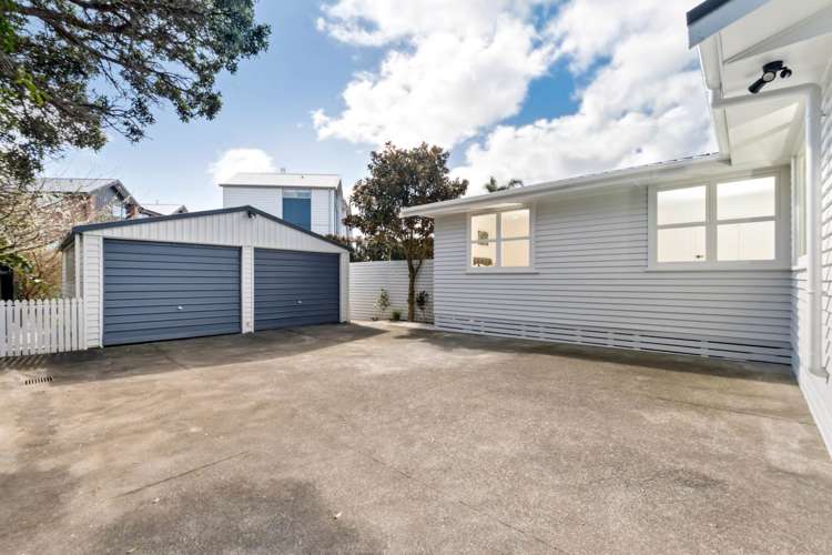 43 Graham Avenue Te Atatu Peninsula_16