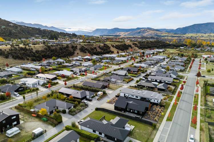 21 Warbler Lane Albert Town_34