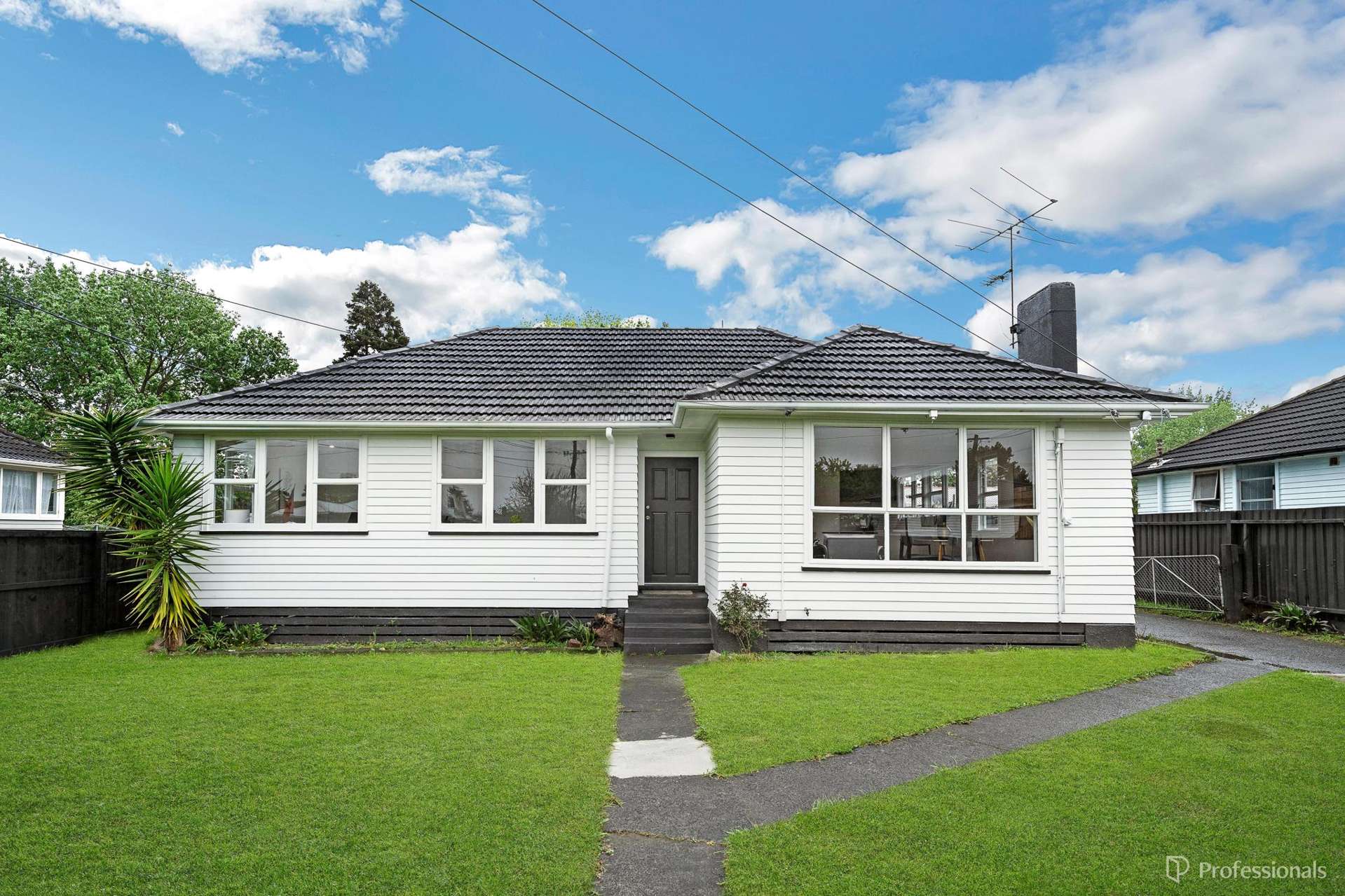 64 Hamill Road Otara_0
