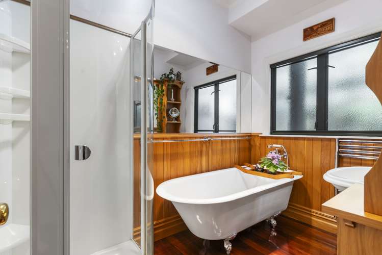 15 Long Road Waitakere_24