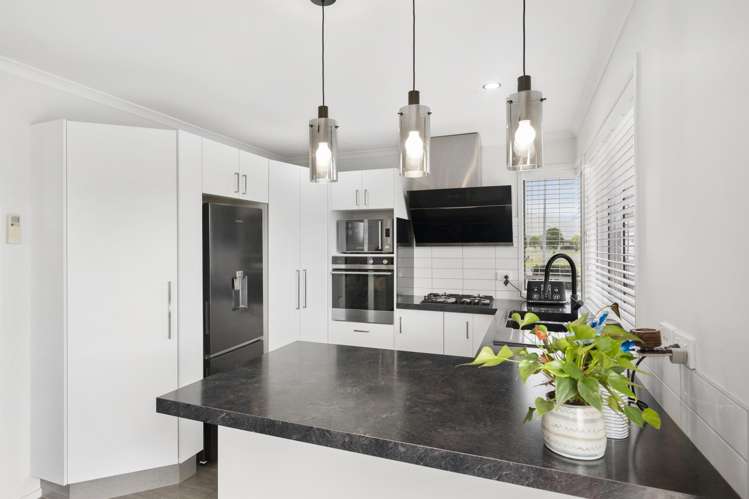 28 Leet Crescent Papamoa Beach_6