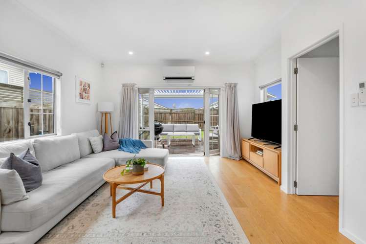 15 Mulvaney Crescent Henderson_3