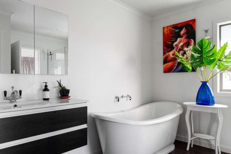 214 Gaddums Hill Road Outer Kaiti_13