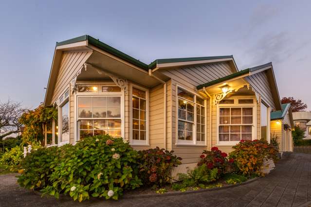 70 Shepherd Road Waipahihi_1