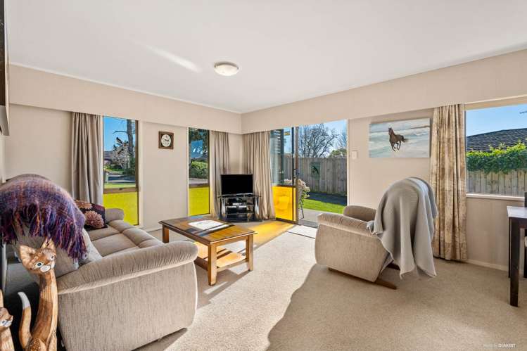 1/4 Revell Court_2