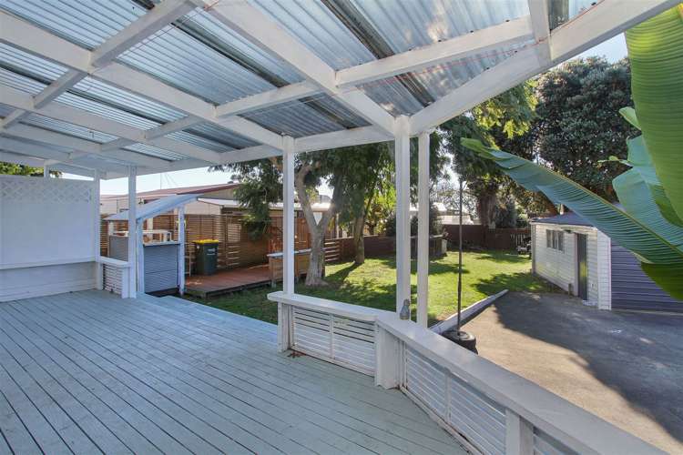 15 Taihiki Road Clarks Beach_17