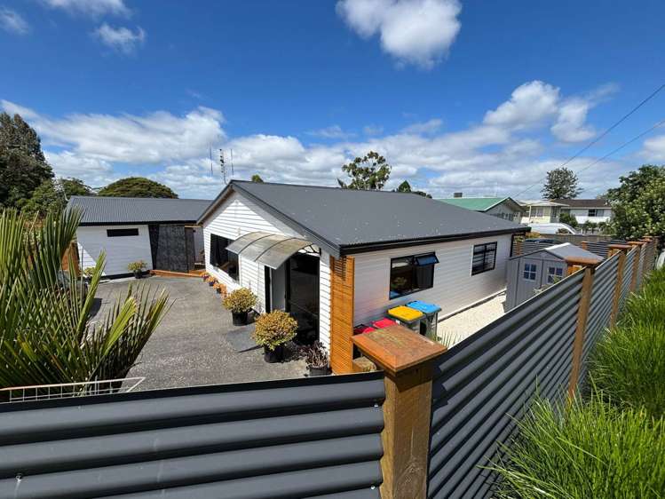 15 Mataroa Road Mt Wellington_1