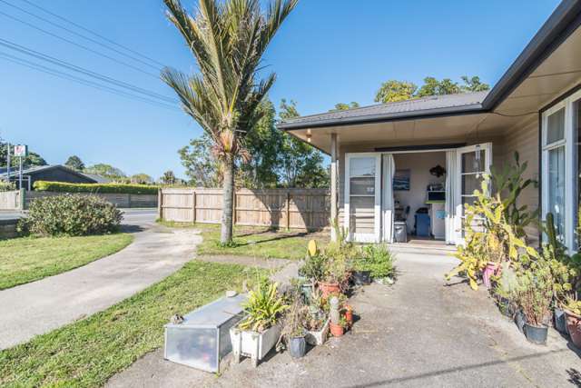 275 Main Highway Otaki_2