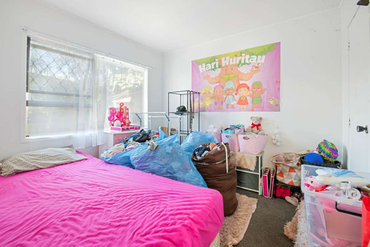 2/12 Tamworth Close_5
