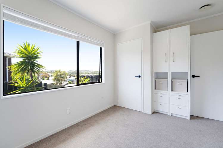 2/16 Heathglen Place Bayview_11