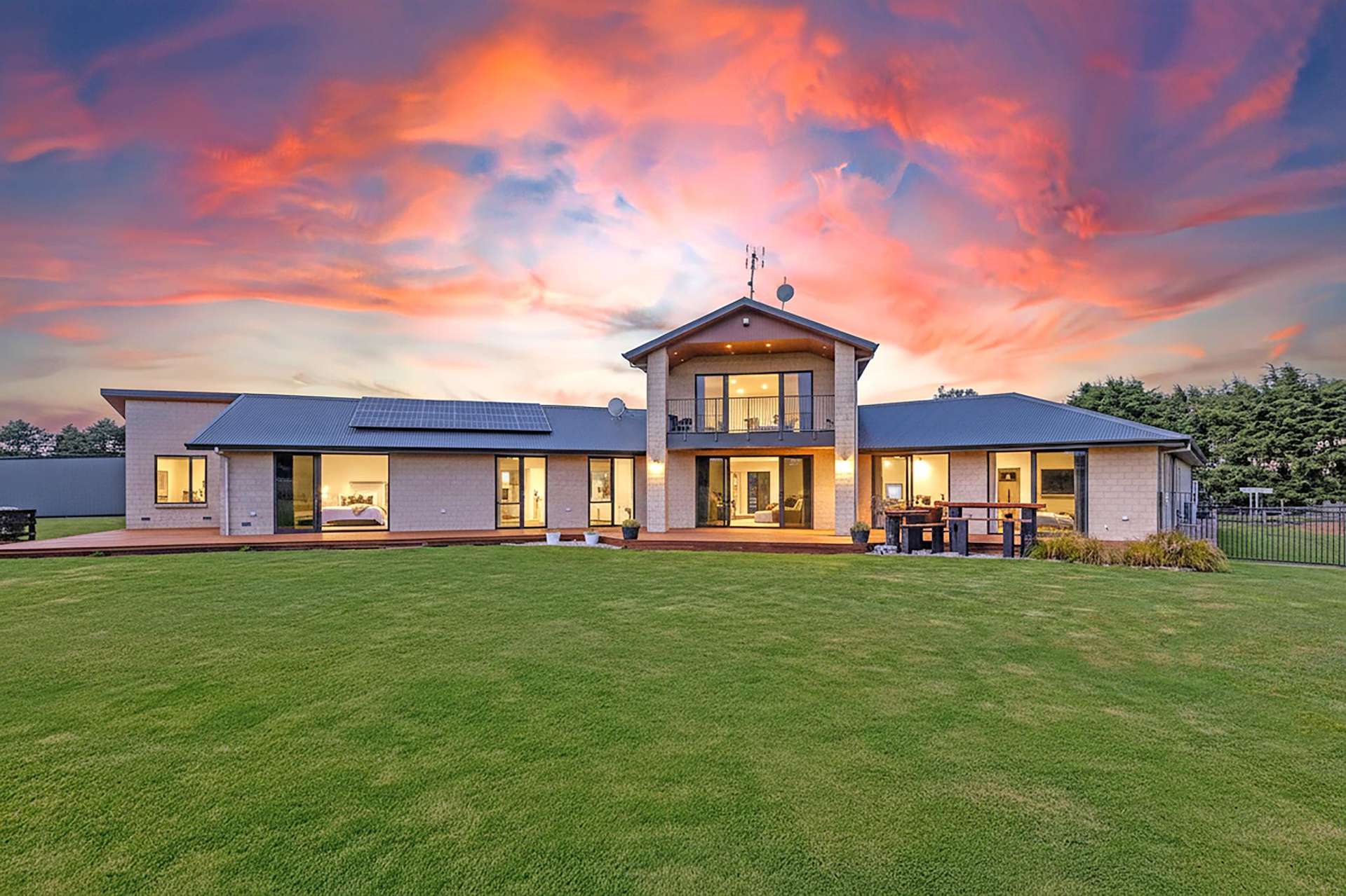 102 Glews Road Cust_0