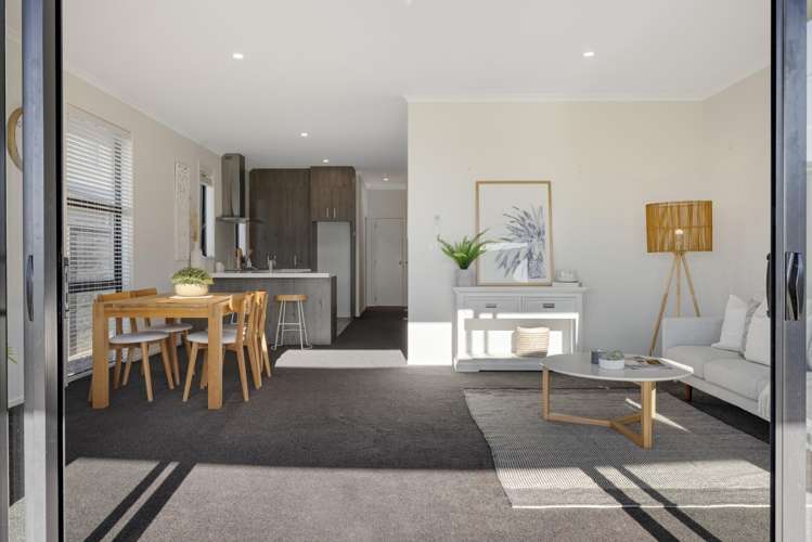 99b Awataha Crescent Pyes Pa_7