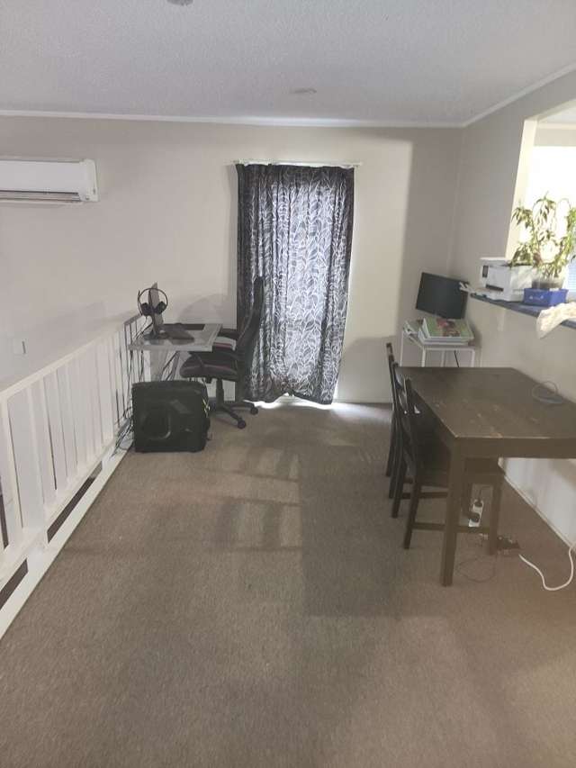 12 Tyrone Grove Wainuiomata_4