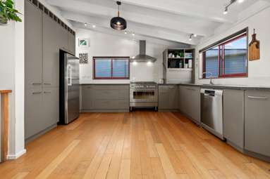 7 Ayr Place_3