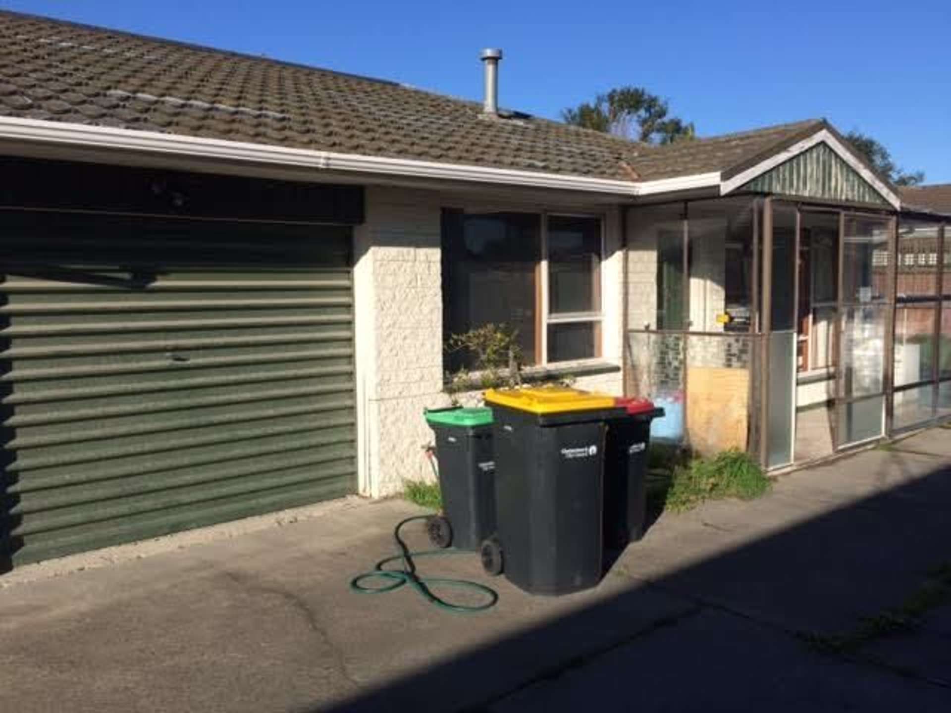 2/3 Farnborough Street Aranui_0