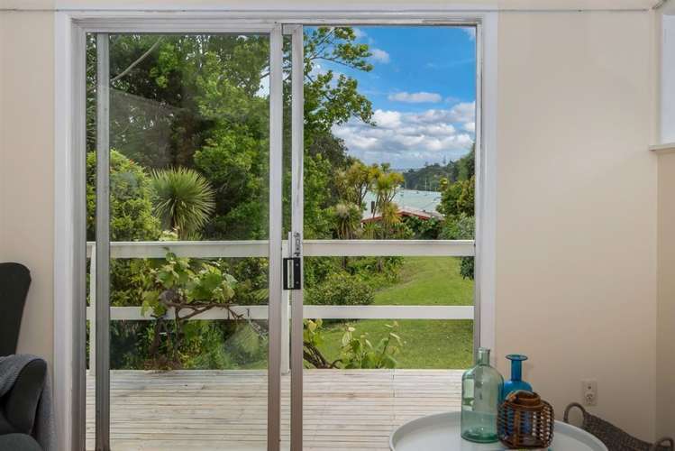 24 Rambler Crescent Beach Haven_18