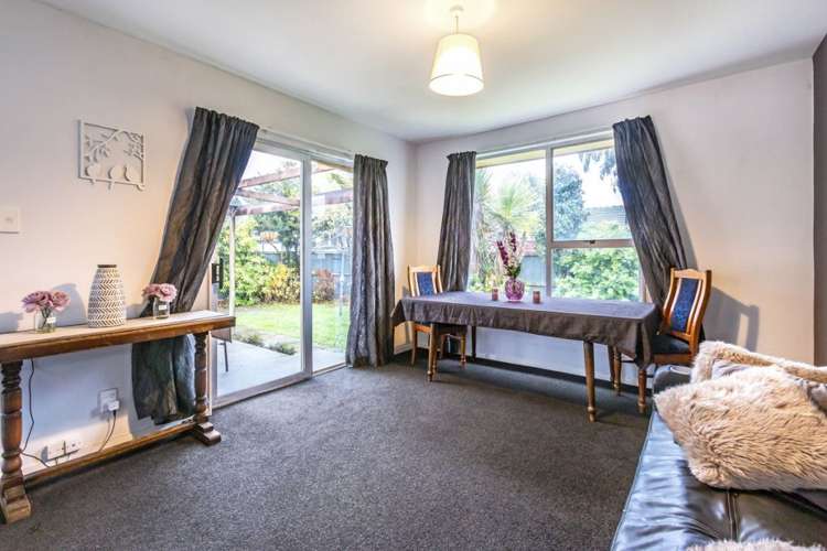 45 Oakley Crescent Hornby_5