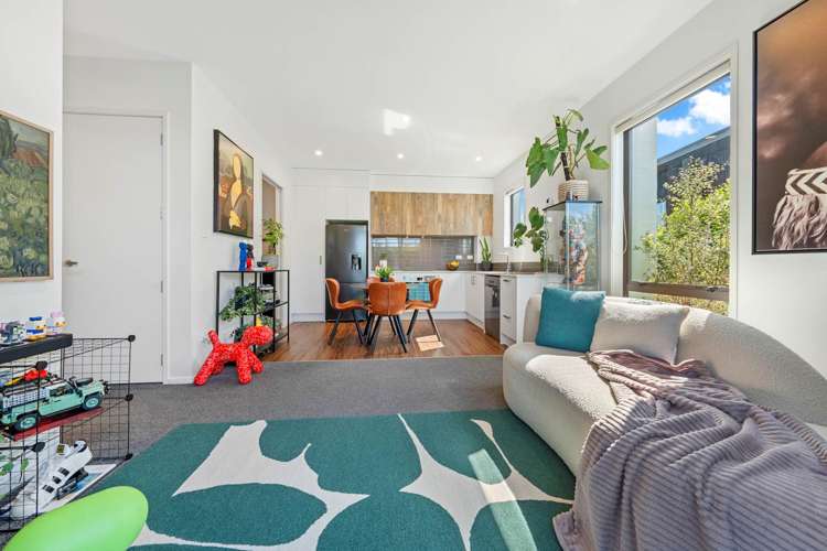 14 Vasi Drive Hobsonville_2