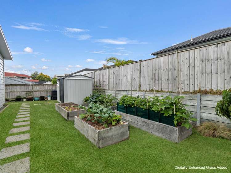 3 Taikura Avenue Red Beach_16