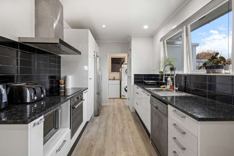 27 Alma Crescent Papakura_7