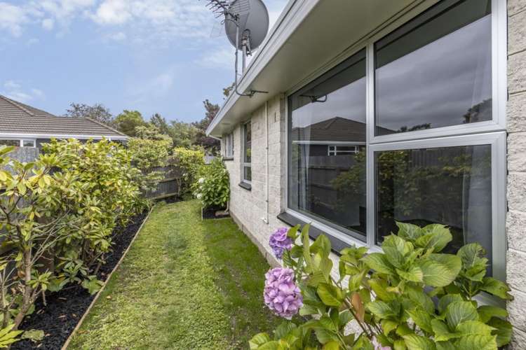 1/10 Nyoli Street Northcote_19