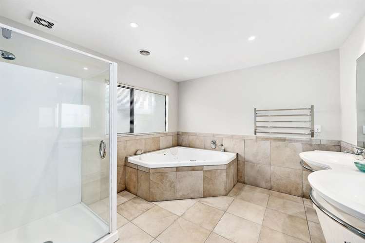 72 Downing Street Crofton Downs_12