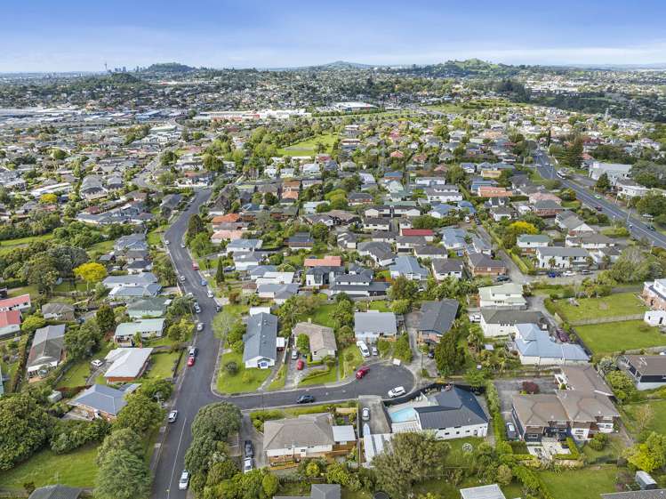 2/5 Goad Crescent Hillsborough_36