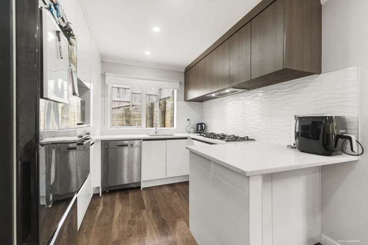 6C Archers Road_3