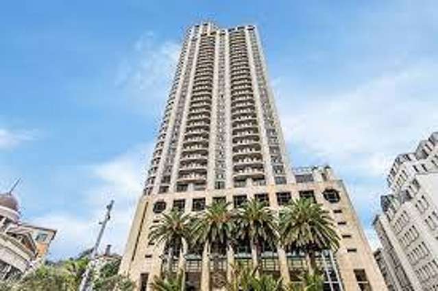 Nice apartment unit for rent in the CBD and cl...