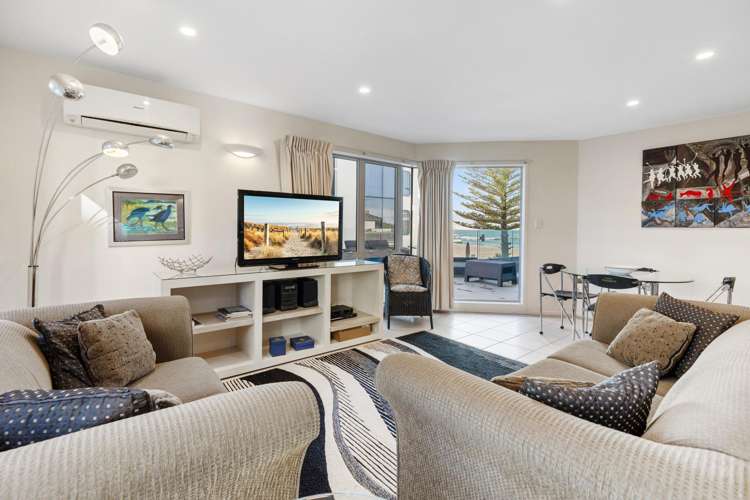 3F/4 Marine Parade (Pavilion Apartments)_1
