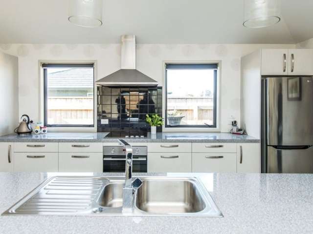 18 Buckingham Place Springvale_4