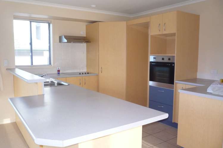 89 Roberta Crescent Orewa_6