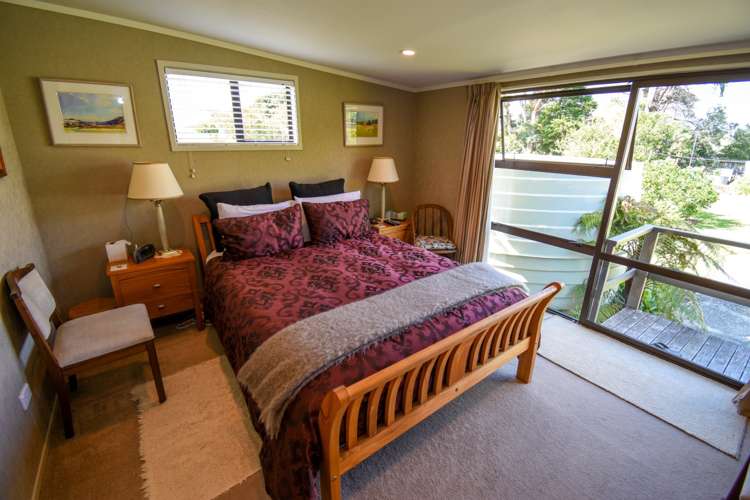 116 Howard Road Orere Point_9