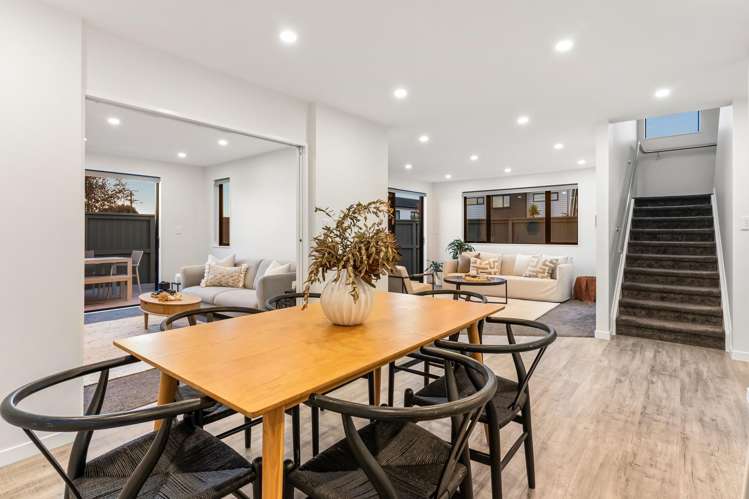 8 Renata Crescent_2