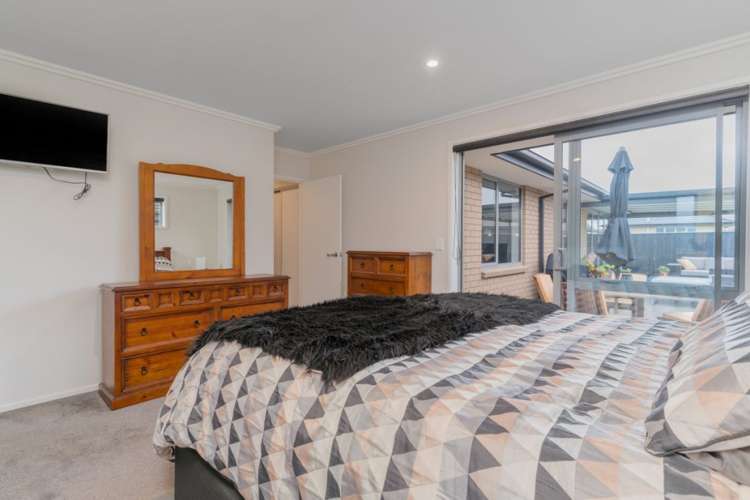 91 Sunline Avenue Lincoln_10