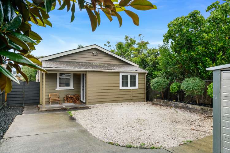 437 West Coast Road Glen Eden_16