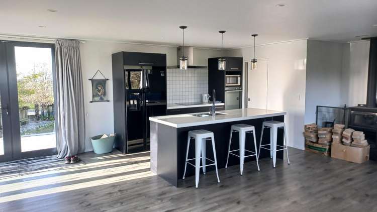 1 York Road Midhirst_2