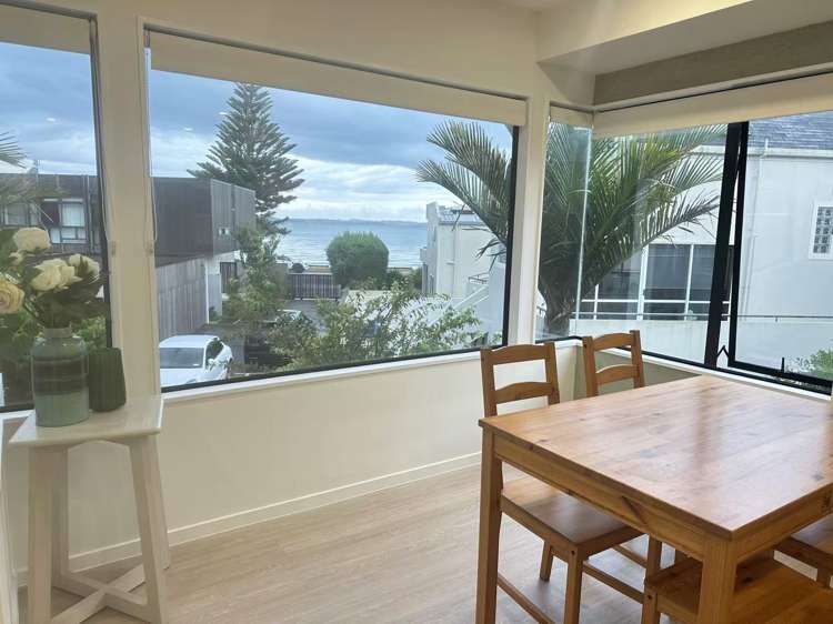 2/4 Rogers Avenue Eastern Beach_8