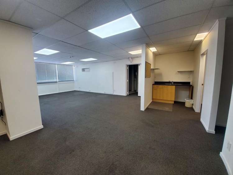 F/31 Railway Avenue Melling_6