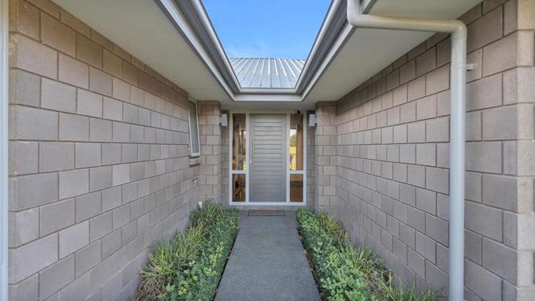 14 Bernice Crescent Yaldhurst_24