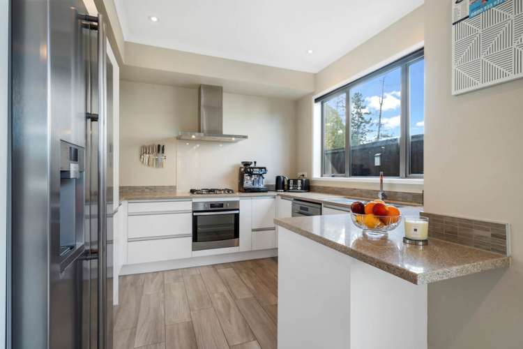 24 Teal Way Hobsonville_13