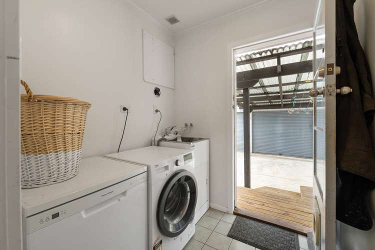 1299 Park Road Te Awamutu_14